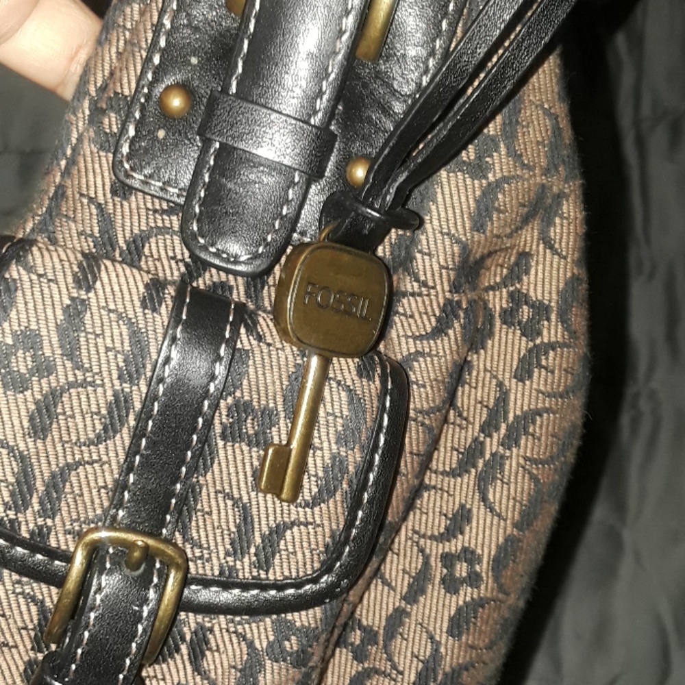 Purse - Picture 3 of 7